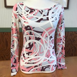 エミリオプッチ(EMILIO PUCCI)のららら様専用 エミリオプッチ 長袖カットソー ノースリーブ (カットソー(長袖/七分))