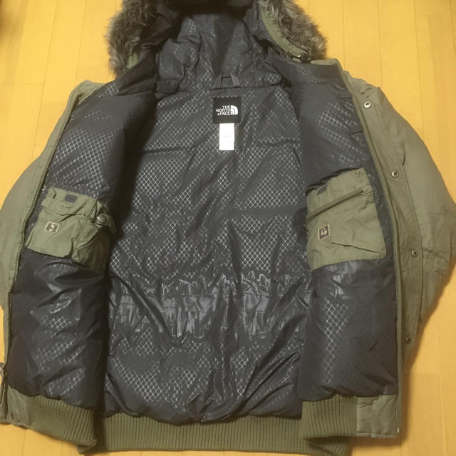 THE NORTH FACE(ザノースフェイス)のノースフエィス   ゴッサム  X L  美品  値下げ メンズのジャケット/アウター(ダウンジャケット)の商品写真