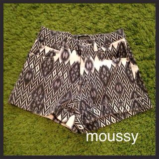 マウジー(moussy)のネイティブ柄 ハイウエストショートパンツ(ショートパンツ)