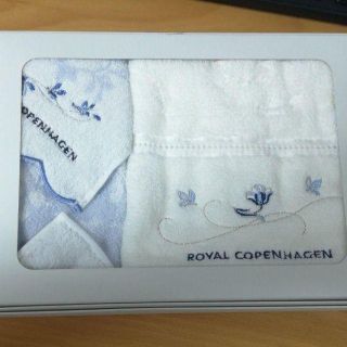 ロイヤルコペンハーゲン(ROYAL COPENHAGEN)の新品　ロイヤルコペンハーゲン　ハンドタオル2枚組(タオル/バス用品)