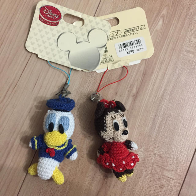 Disney(ディズニー)のミニー & ドナルド キーホルダー エンタメ/ホビーのアニメグッズ(キーホルダー)の商品写真