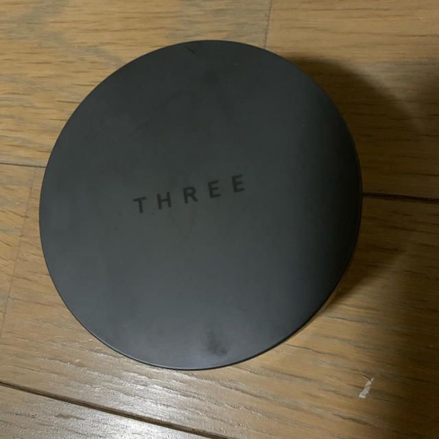 THREE(スリー)のTHREE フェイスパウダー コスメ/美容のベースメイク/化粧品(フェイスパウダー)の商品写真