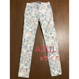 アズールバイマウジー(AZUL by moussy)のAZUL 花柄パンツ sサイズ(スキニーパンツ)