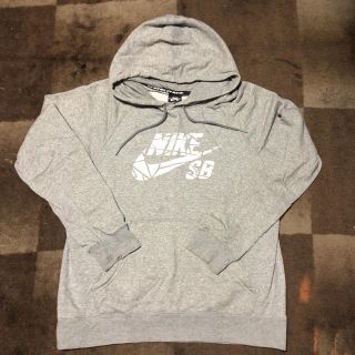 ナイキ(NIKE)のNIKE パーカー ナイキ(パーカー)