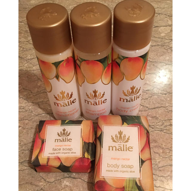 Malie Organics(マリエオーガニクス)のマリエオーガニクス  セット コスメ/美容のキット/セット(サンプル/トライアルキット)の商品写真