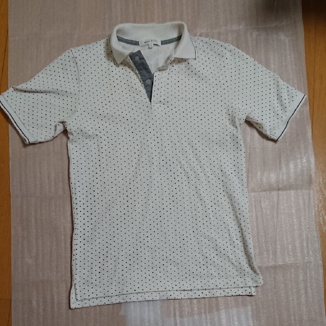 ABAHOUSE(アバハウス)のABAHOUSE ECRU 半袖ポロシャツ 白色 ドット柄 メンズのトップス(ポロシャツ)の商品写真