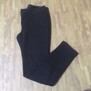 ザラ(ZARA)のテーパードパンツ(チノパン)