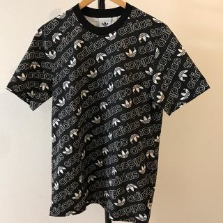 アディダス(adidas)のエイブル様専用 アディダス 総柄Ｔシャツ『新品』(Tシャツ/カットソー(半袖/袖なし))