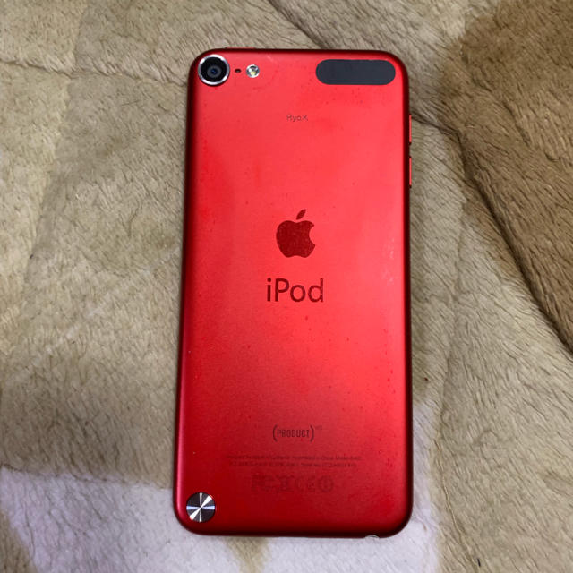 iPod touch(アイポッドタッチ)のiPod touch 第5世代 32GB (red) スマホ/家電/カメラのオーディオ機器(ポータブルプレーヤー)の商品写真