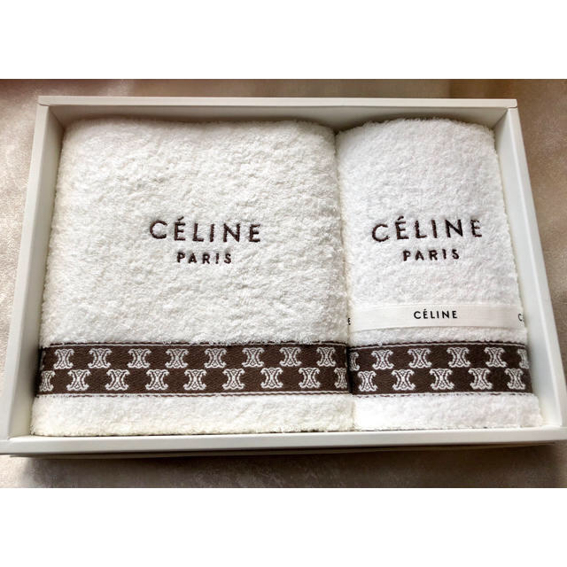 celine(セリーヌ)の新品 セリーヌ フェイスタオル、ウォッシュタオル インテリア/住まい/日用品の日用品/生活雑貨/旅行(タオル/バス用品)の商品写真