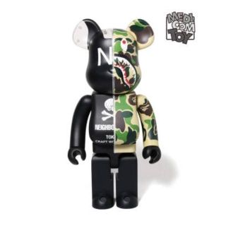 アベイシングエイプ(A BATHING APE)の送料込み 1000% Bape x Neighborhood Be@rbrick(その他)