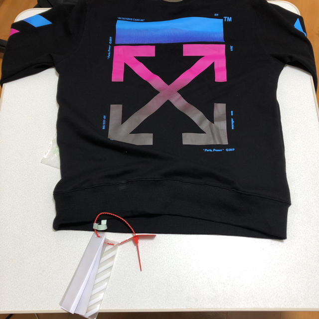 off-white ロンT