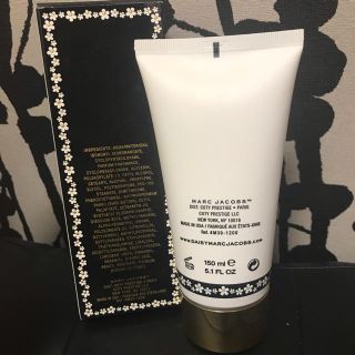 MARC JACOBS - MARC JACOBS デイジー ボディローションの通販 by MARC JACOBS - MARC JACOBS デイジー ボディローションの通販 by