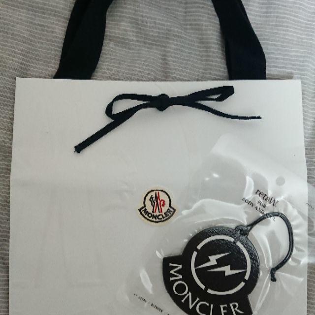 MONCLER(モンクレール)のMONCLER × FRAGMENT × retaW CAR TAG   メンズのファッション小物(その他)の商品写真