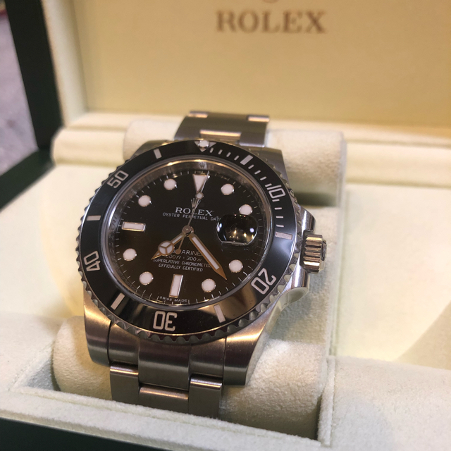 ROLEX(ロレックス)の美品ロレックス サブマリーナデイト116610LN メンズの時計(腕時計(アナログ))の商品写真