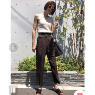 マウジー(moussy)のmoussy ウエストベルトパンツ(クロップドパンツ)