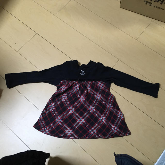 BeBe(ベベ)の100センチセーター キッズ/ベビー/マタニティのキッズ服女の子用(90cm~)(ニット)の商品写真