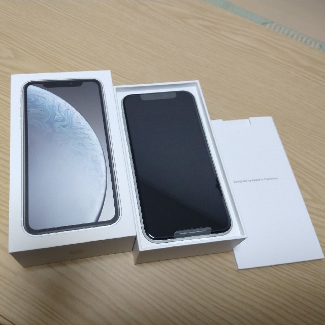 XR 64GB W SIMフリーの通販 e アイフォーンならラクマ 【ラッピング