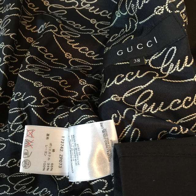 Gucci(グッチ)のグッチ コート レディースのジャケット/アウター(トレンチコート)の商品写真
