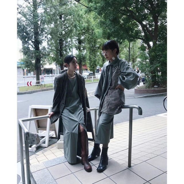 2022公式店舗 KISHIDAMIKI bustier 18aw ベアトップ+チューブトップ ...