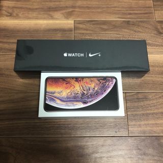 アップル(Apple)のIphone XS max gold 512gb + Applewatch (スマートフォン本体)