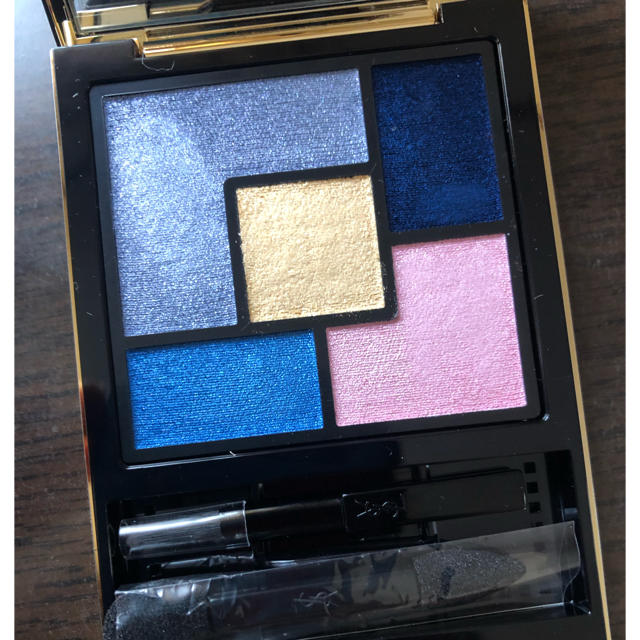 Yves Saint Laurent Beaute(イヴサンローランボーテ)のイヴサンローラン限定アイシャドウパレット コスメ/美容のベースメイク/化粧品(アイシャドウ)の商品写真