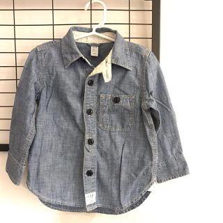 ギャップ(GAP)のあやのん様｜GAP デニムシャツ 95 3歳(Tシャツ/カットソー)