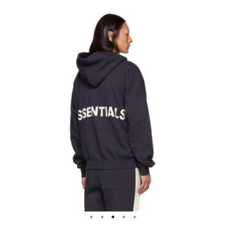 フィアオブゴッド(FEAR OF GOD)のFOG ESSENTIALS Pullover Hoodie Mサイズ Navy(パーカー)