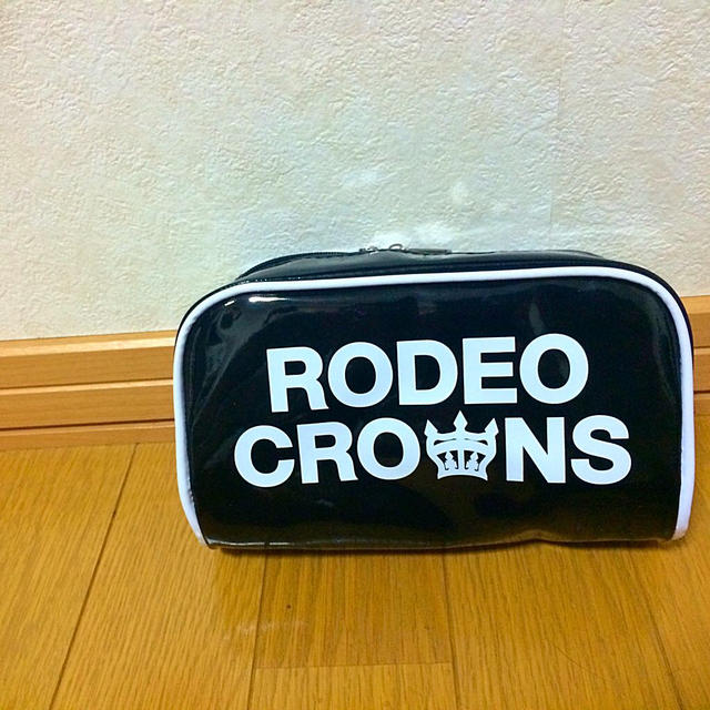 RODEO CROWNS(ロデオクラウンズ)のポーチ レディースのファッション小物(ポーチ)の商品写真