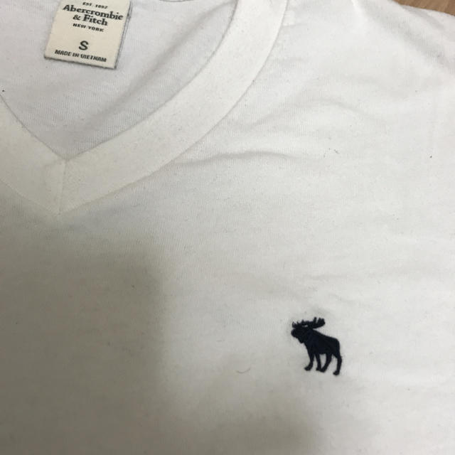 Abercrombie&Fitch(アバクロンビーアンドフィッチ)のAbercrombie & Fitch Tシャツ メンズのトップス(Tシャツ/カットソー(半袖/袖なし))の商品写真