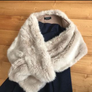 ザラ(ZARA)のzara ファーマフラー ファー ファーショール パーティー 結婚式 成人式(マフラー/ショール)