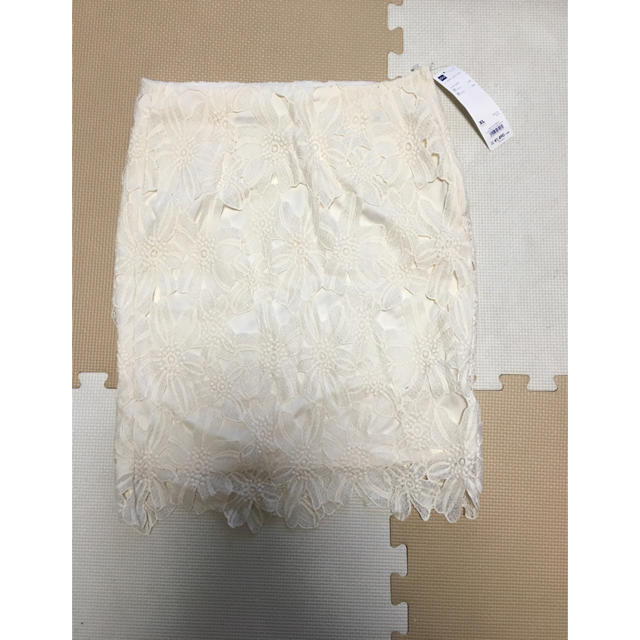 GU(ジーユー)のGU★新品✨レースタイトスカート❤️ レディースのスカート(ひざ丈スカート)の商品写真