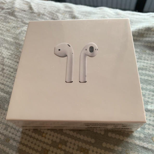 オーディオ機器新品未開封品Airpods