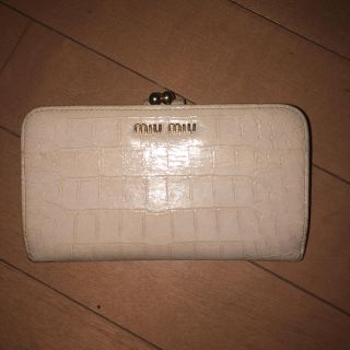 ミュウミュウ(miumiu)のmiumiu 長財布 がま口(財布)