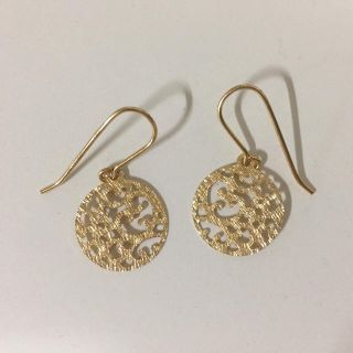 スタージュエリー(STAR JEWELRY)の専用 スタージュエリー 透かし柄ピアス(ピアス)