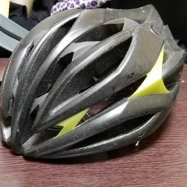 metサイクリングヘルメット スポーツ/アウトドアの自転車(その他)の商品写真