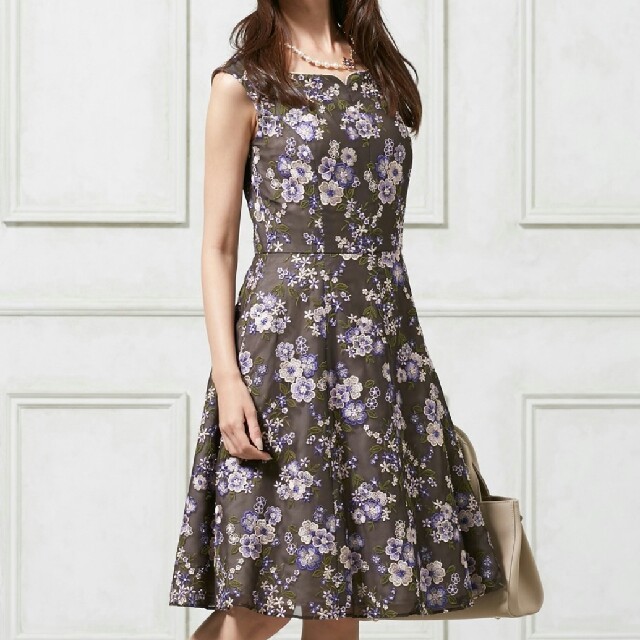 トッカ♡TOCCA PASSY GARDEN ドレス 0サイズ - ひざ丈ワンピース トッカ♡TOCCA PASSY GARDEN ドレス 0サイズ - ひざ丈ワンピース