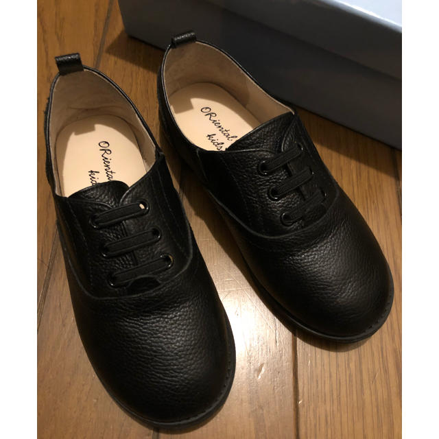 ORiental TRaffic(オリエンタルトラフィック)のオリエンタルトラフィック 靴 本革 フォーマル 入学式 キッズ/ベビー/マタニティのキッズ靴/シューズ(15cm~)(フォーマルシューズ)の商品写真