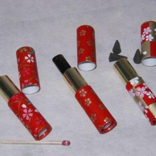 千代紙「楊枝入れ、印鑑入れ、お香入れなどの容器」１ツ(容器)