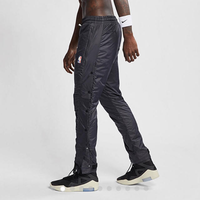 FEAR OF GOD(フィアオブゴッド)のS NIKE Fear of God TEAR AWAY PANT FOG メンズのパンツ(その他)の商品写真