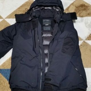 ホワイトマウンテニアリング(WHITE MOUNTAINEERING)のwhite mountaineering BLK ゴアテックスダウン 最終値下げ(ダウンジャケット)