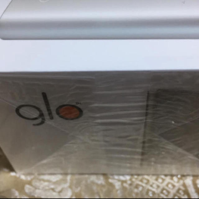 glo(グロー)の新品 未登録 レシート付き グロー シルバー メンズのファッション小物(タバコグッズ)の商品写真