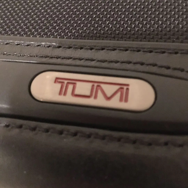 TUMI ネクタイケース 1