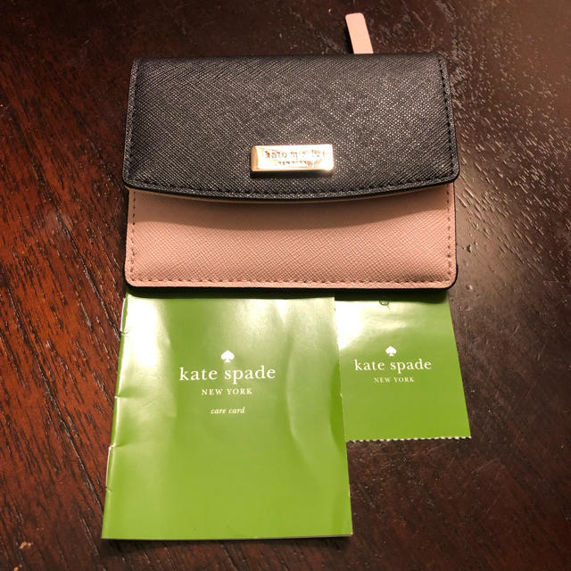 ☆ 大人気 ☆ kate  spade カードケース バイカラー