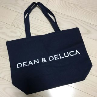 ディーンアンドデルーカ(DEAN & DELUCA)の【いちごひめ様専用】DEAN&DELUCA トートバッグ＊ネイビー×ラメロゴ ＊(トートバッグ)