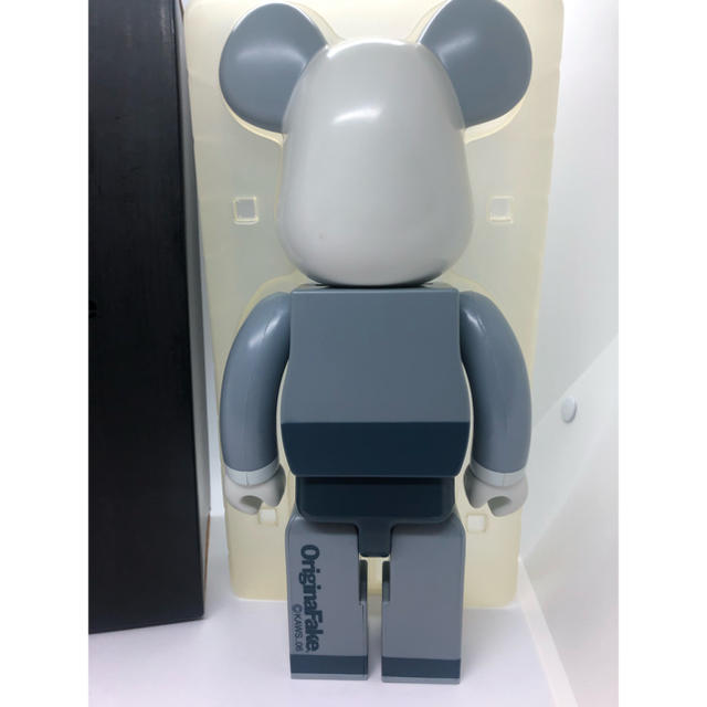 MEDICOM TOY - KAWS 400% OriginalFake ベアブリックBE@RBRICK の通販 セール特価商品 Fake Original kaws セーター ニット toy medicom ニット/セーター