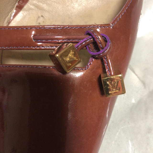 LOUIS VUITTON(ルイヴィトン)のルイヴィトン サンダル 38 レディースの靴/シューズ(サンダル)の商品写真