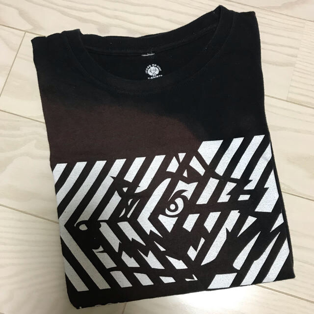 MAN WITH A MISSION(マンウィズアミッション)のMAN WITH A MISSION ×チャンスク リユースTシャツ/Sサイズ エンタメ/ホビーのタレントグッズ(ミュージシャン)の商品写真