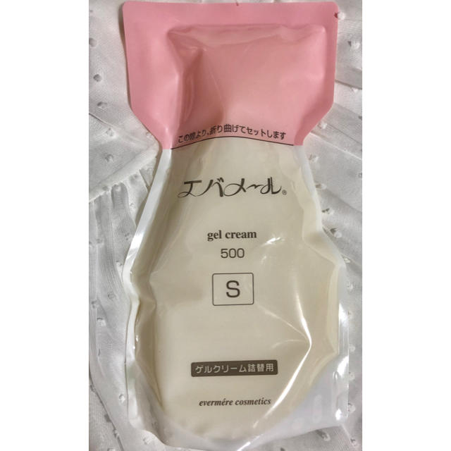 evermere(エバメール)の新品❤️エバメール ゲルクリーム   詰替500g オールインワンゲル コスメ/美容のスキンケア/基礎化粧品(オールインワン化粧品)の商品写真