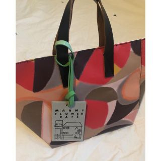 マルニ(Marni)のMARNI マルニカフェ　バッグ(トートバッグ)